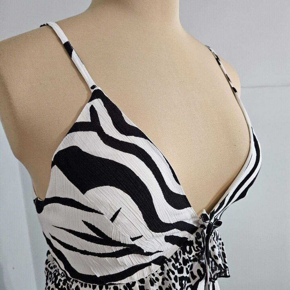 NEW River Island Dress Womens Medium White Black‎ Mini Sleeveless Cutout Back - Picture 6 of 15